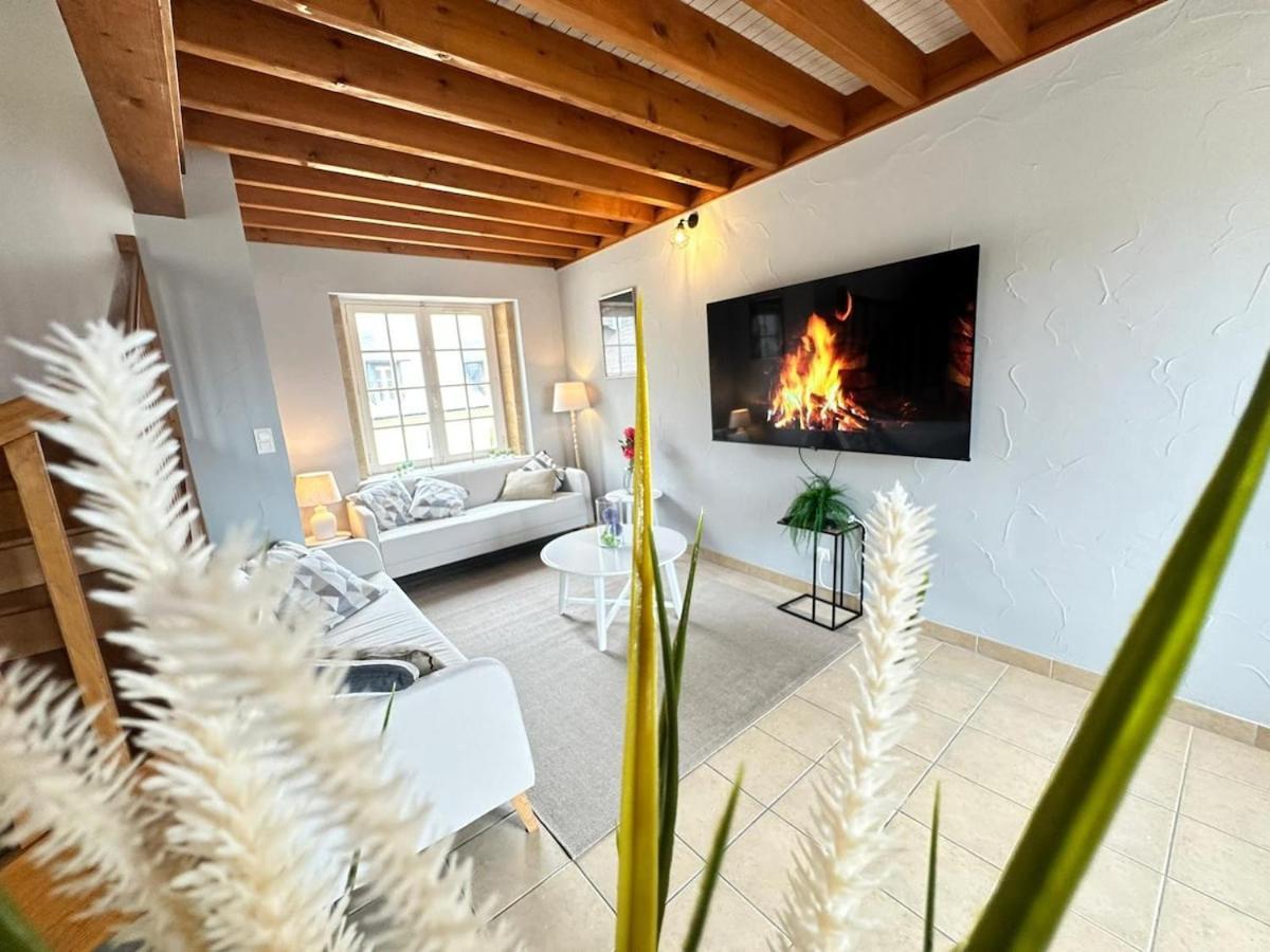 S Bayleved'Air Duplex Vue Chateau, Balneo Et Sauna Sedan Extérieur photo