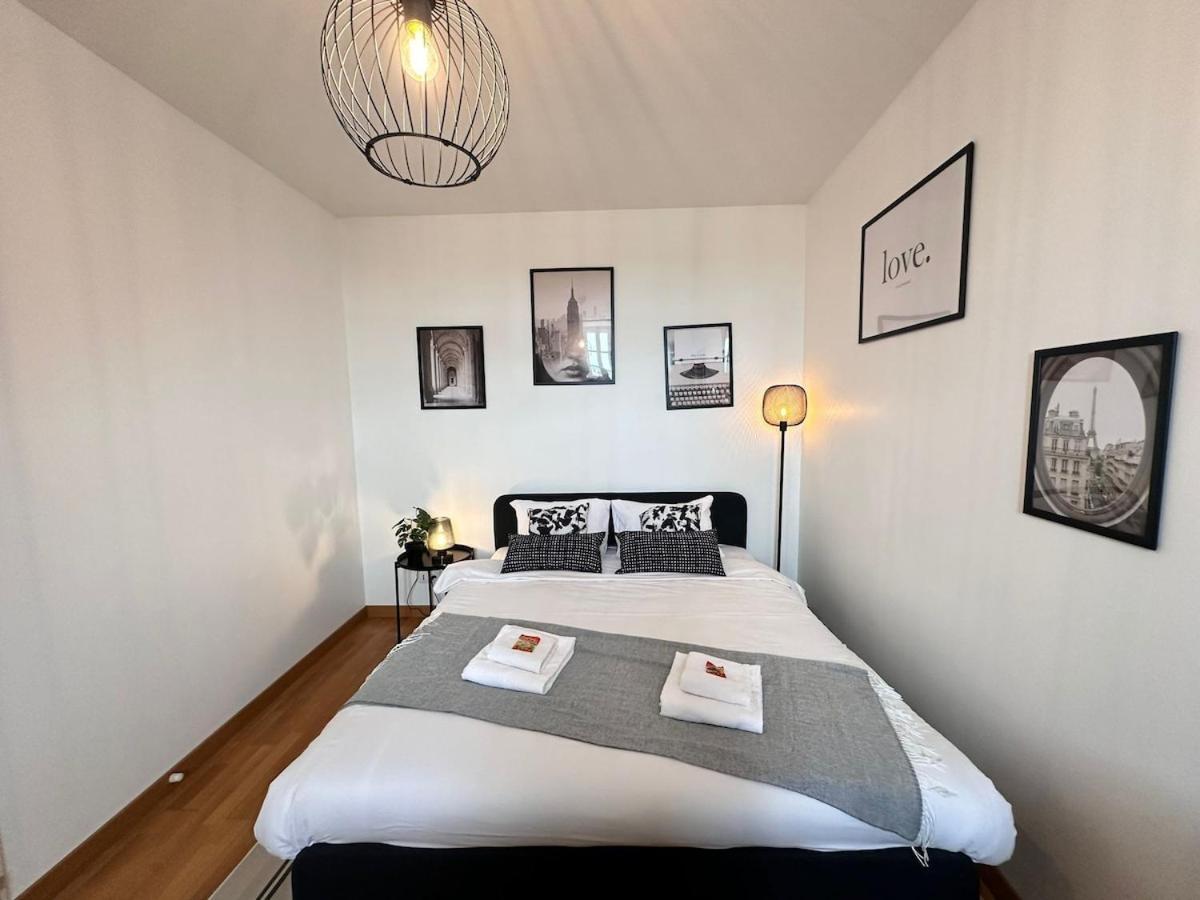 S Bayleved'Air Duplex Vue Chateau, Balneo Et Sauna Sedan Extérieur photo