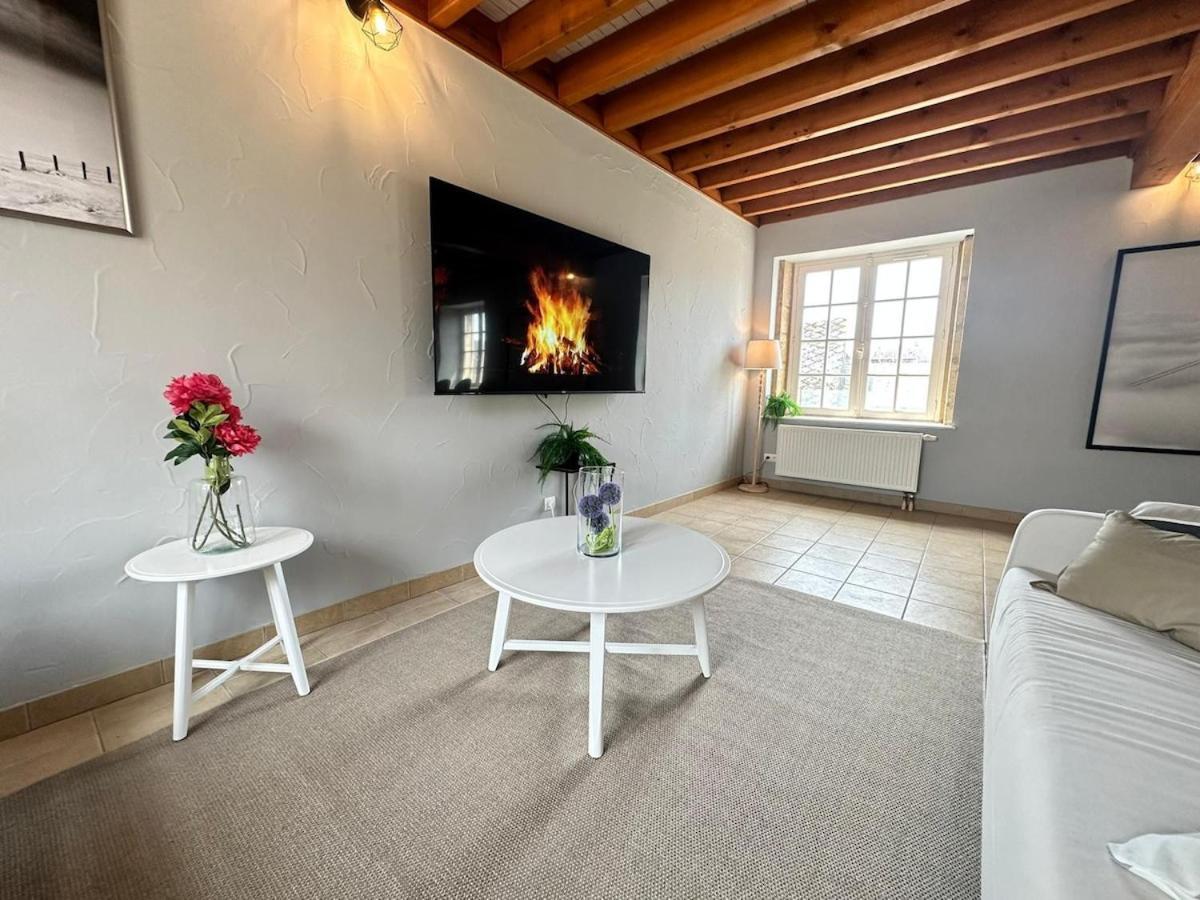 S Bayleved'Air Duplex Vue Chateau, Balneo Et Sauna Sedan Extérieur photo