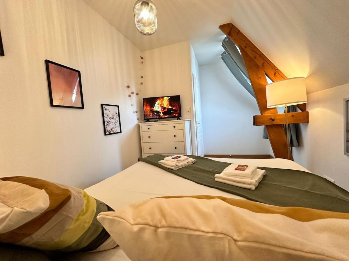 S Bayleved'Air Duplex Vue Chateau, Balneo Et Sauna Sedan Extérieur photo