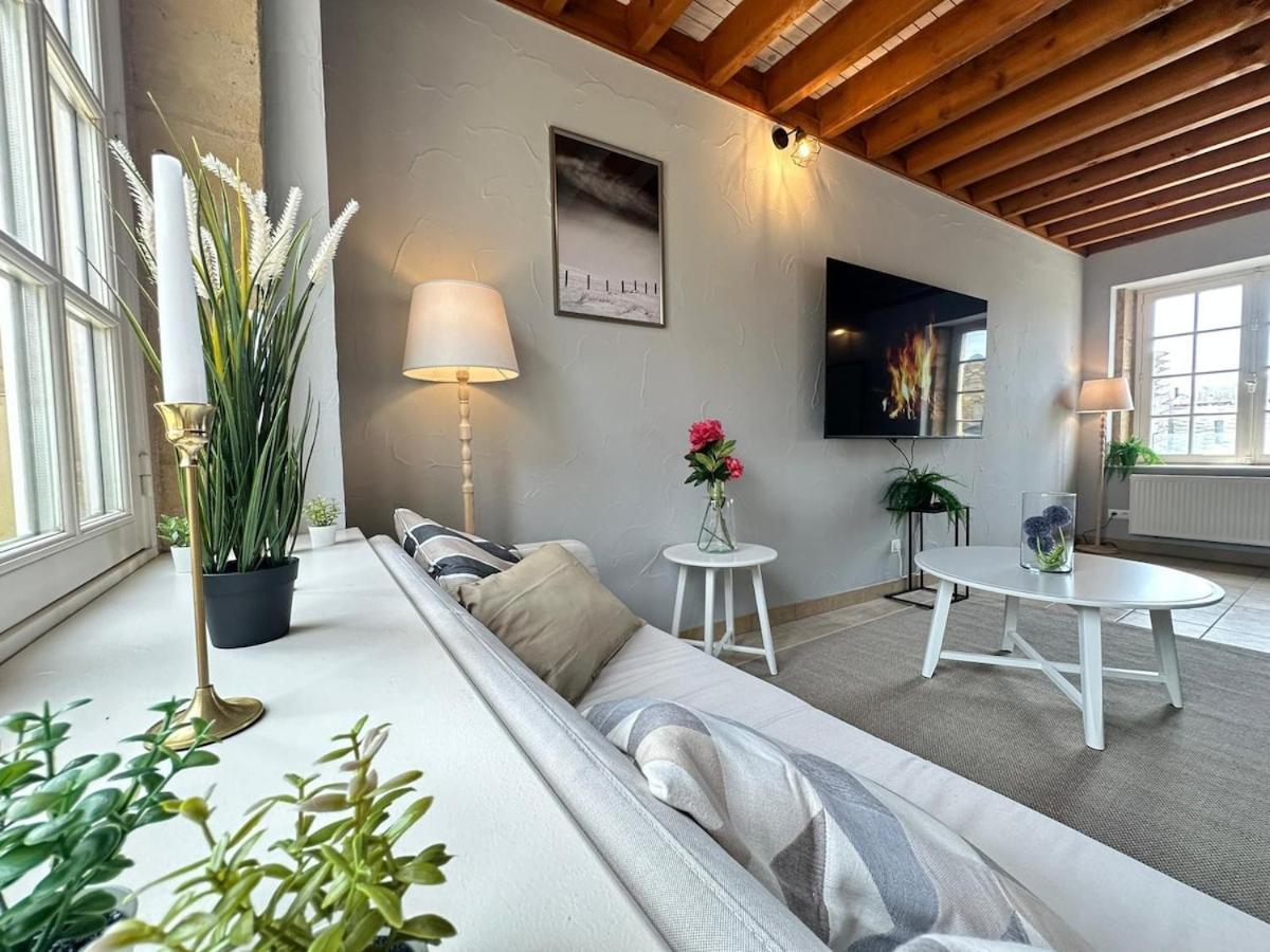 S Bayleved'Air Duplex Vue Chateau, Balneo Et Sauna Sedan Extérieur photo