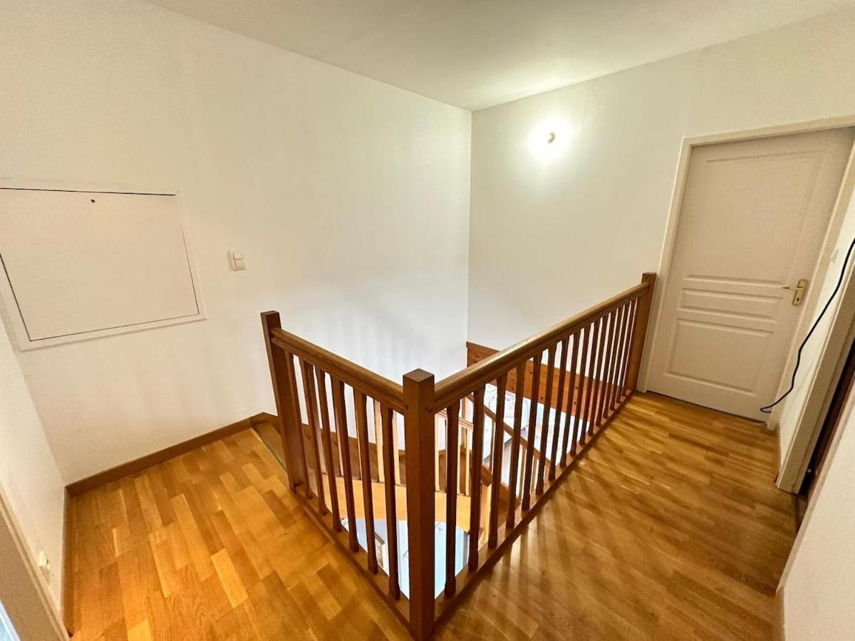 S Bayleved'Air Duplex Vue Chateau, Balneo Et Sauna Sedan Extérieur photo