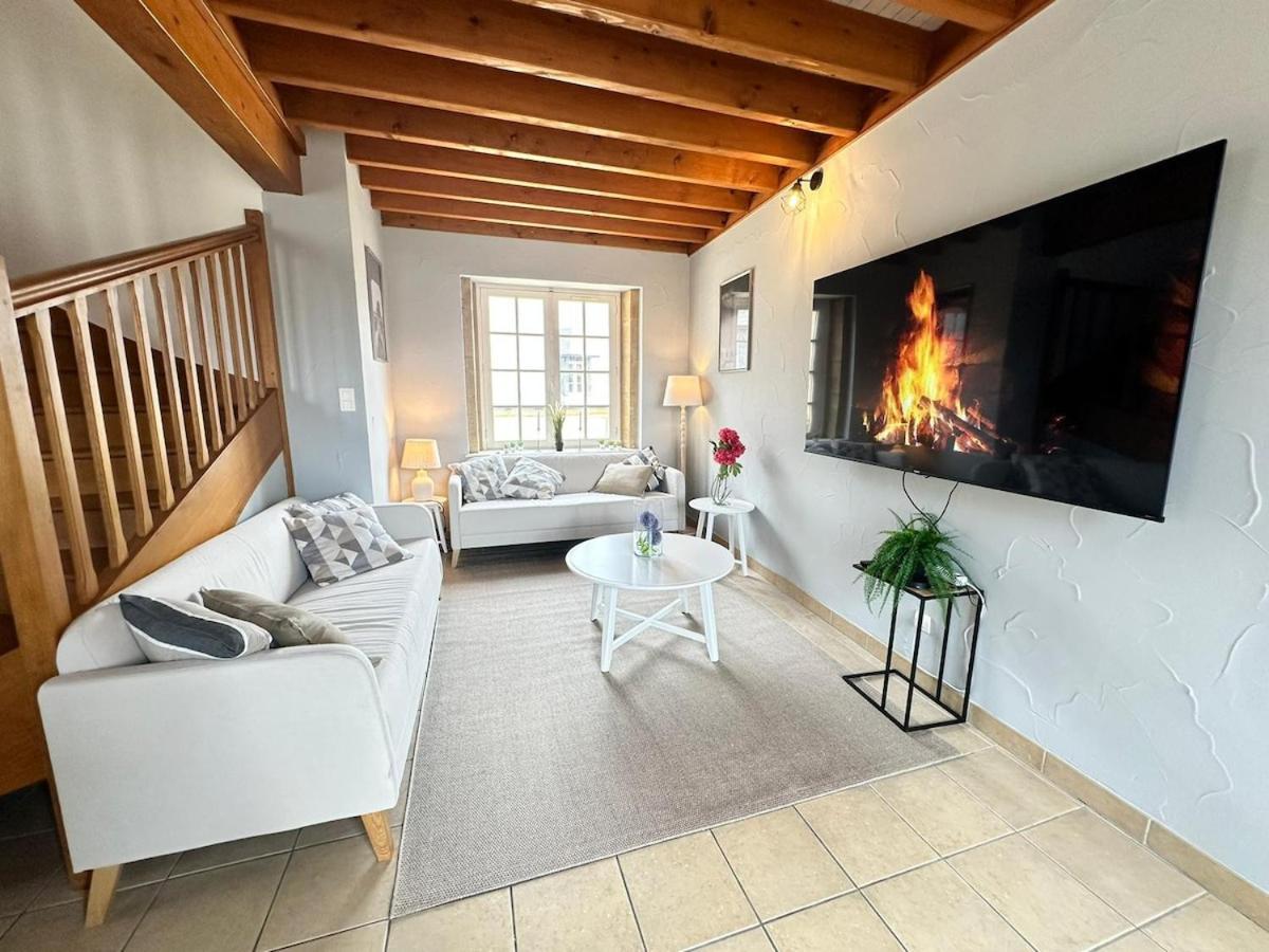 S Bayleved'Air Duplex Vue Chateau, Balneo Et Sauna Sedan Extérieur photo